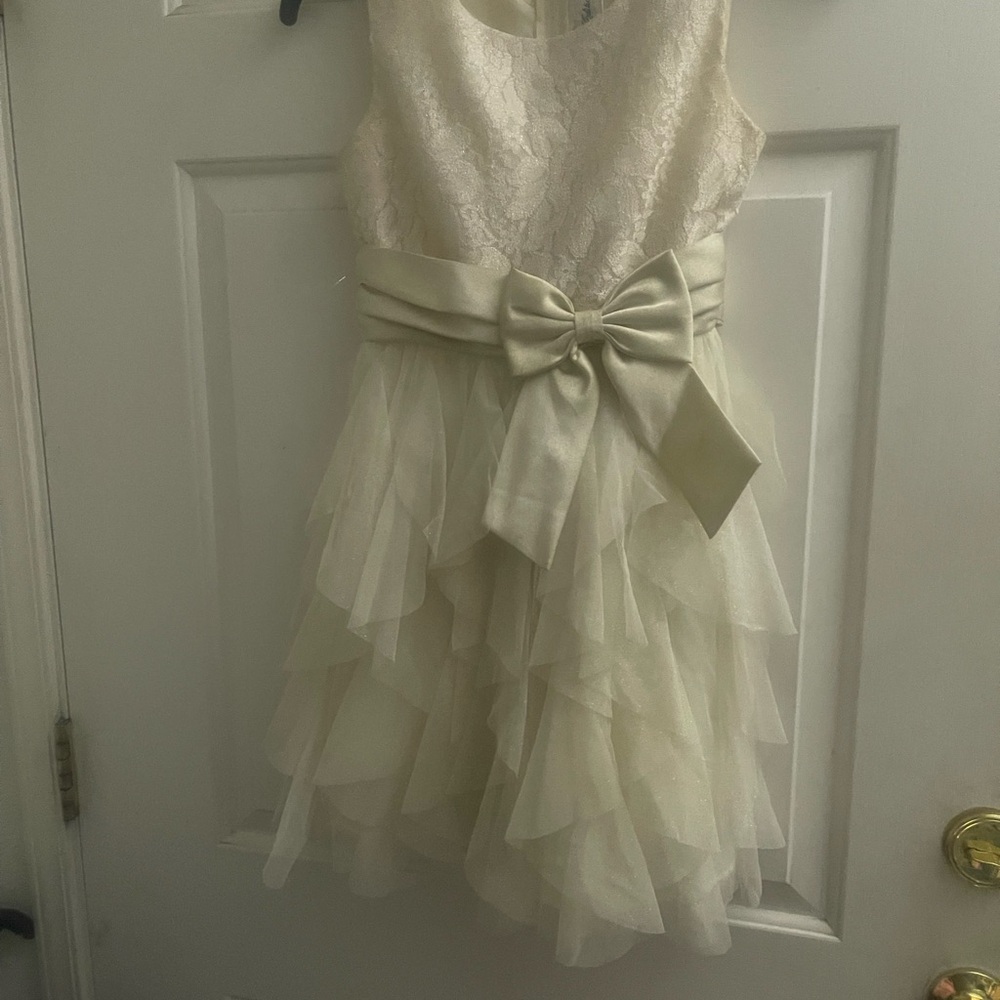 Elegant Cream Kids Dress with Bow